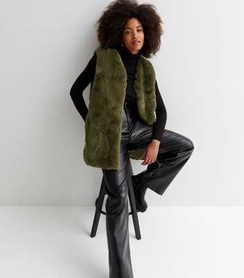 Gini London Khaki Faux Fur Gilet