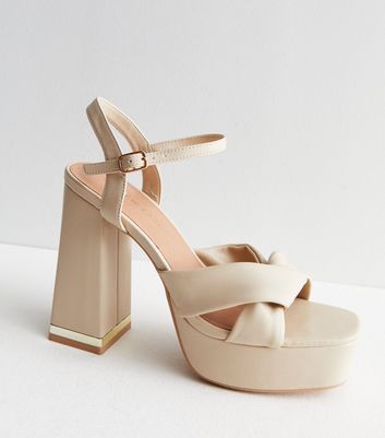 Off white hot sale platform heels