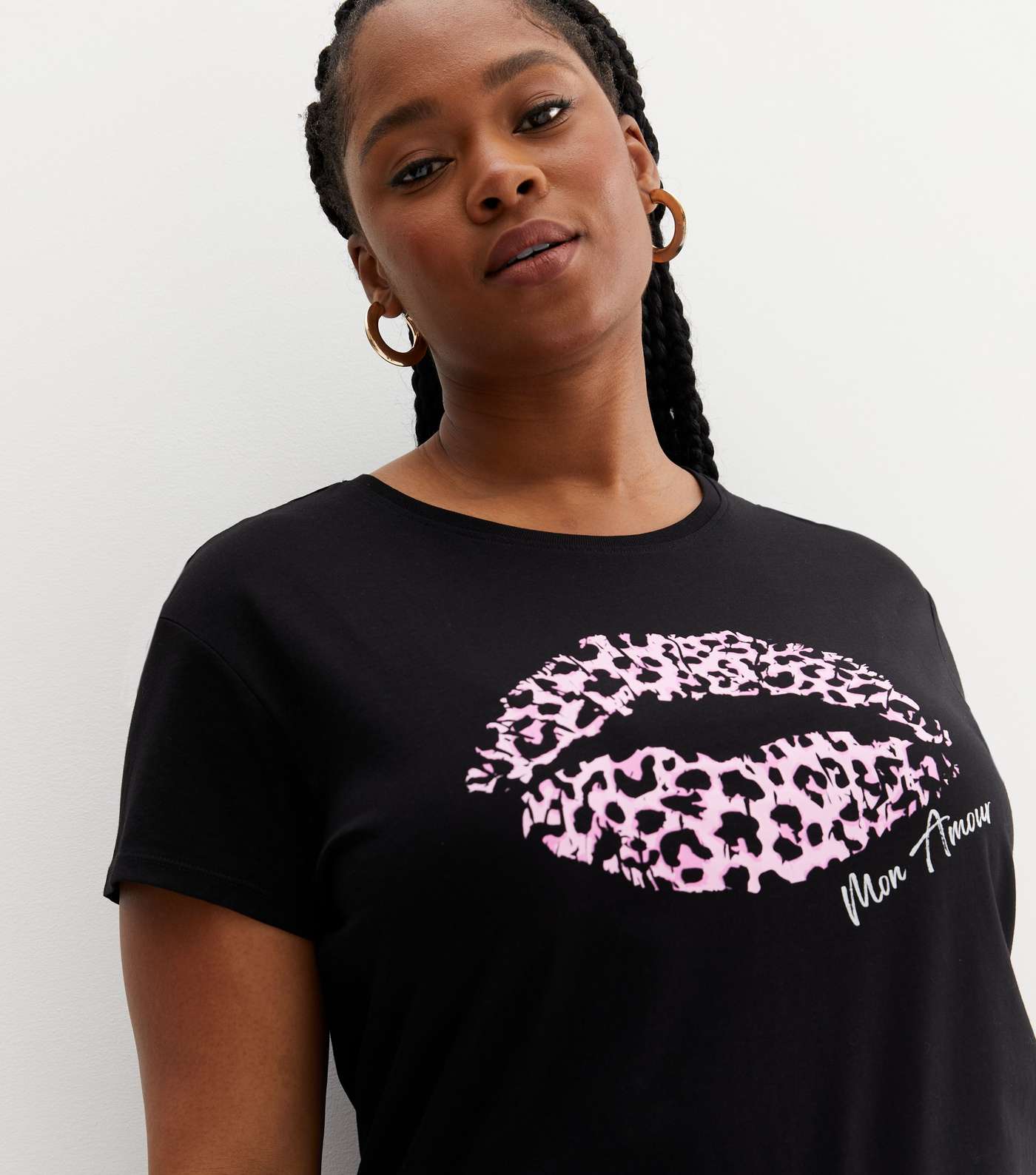 Curves Black Leopard Print Lips Logo T-Shirt Image 2