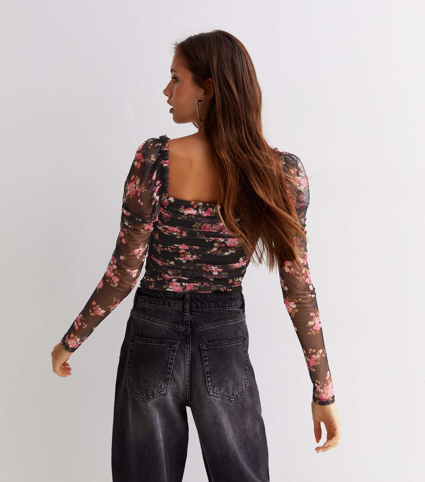 Black Floral Ruched Long Sleeve Top Image 4