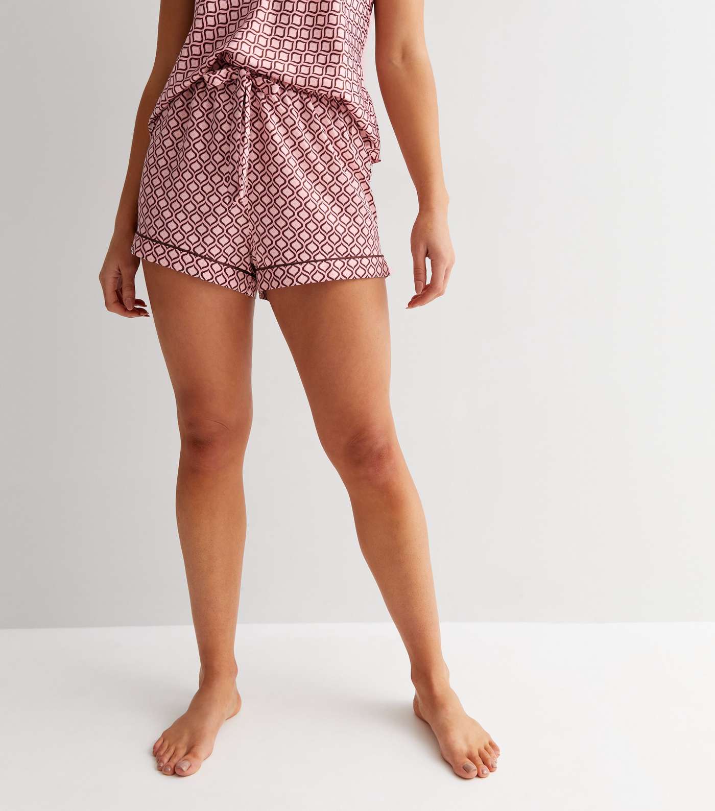 Pink Satin Short Pyjama Set with Geometric Print Image 3