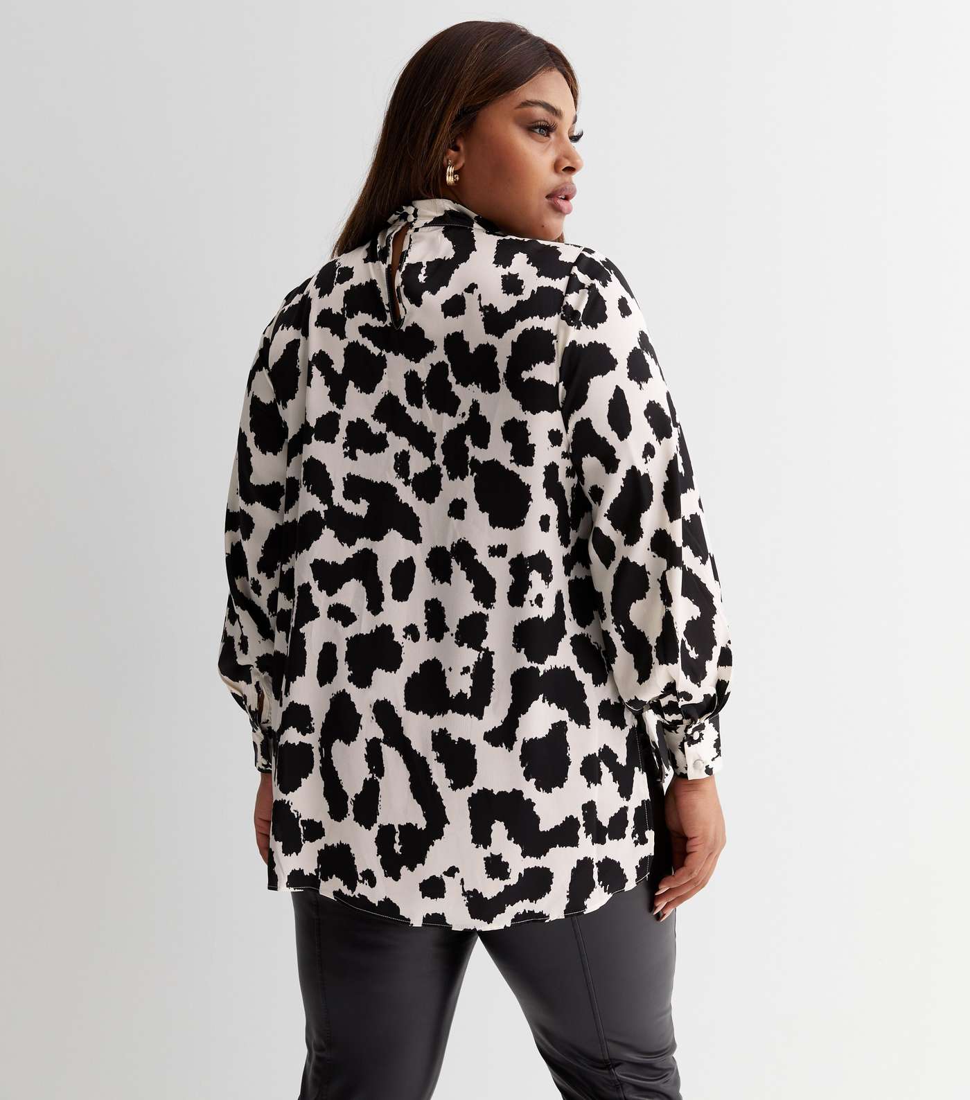 Curves Off White Leopard Print Satin High Neck Long Puff Sleeve Blouse Image 4