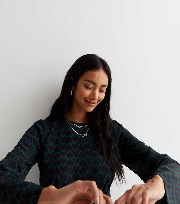 Green Heart Print Flare Sleeve Mini Dress | New Look
