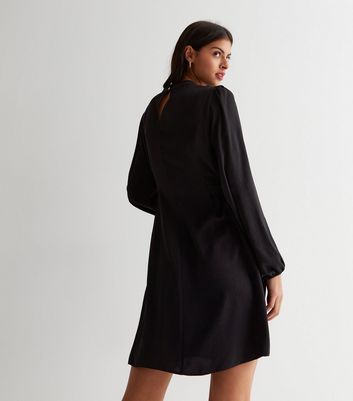 Black High Neck Long Sleeve Tie Waist 