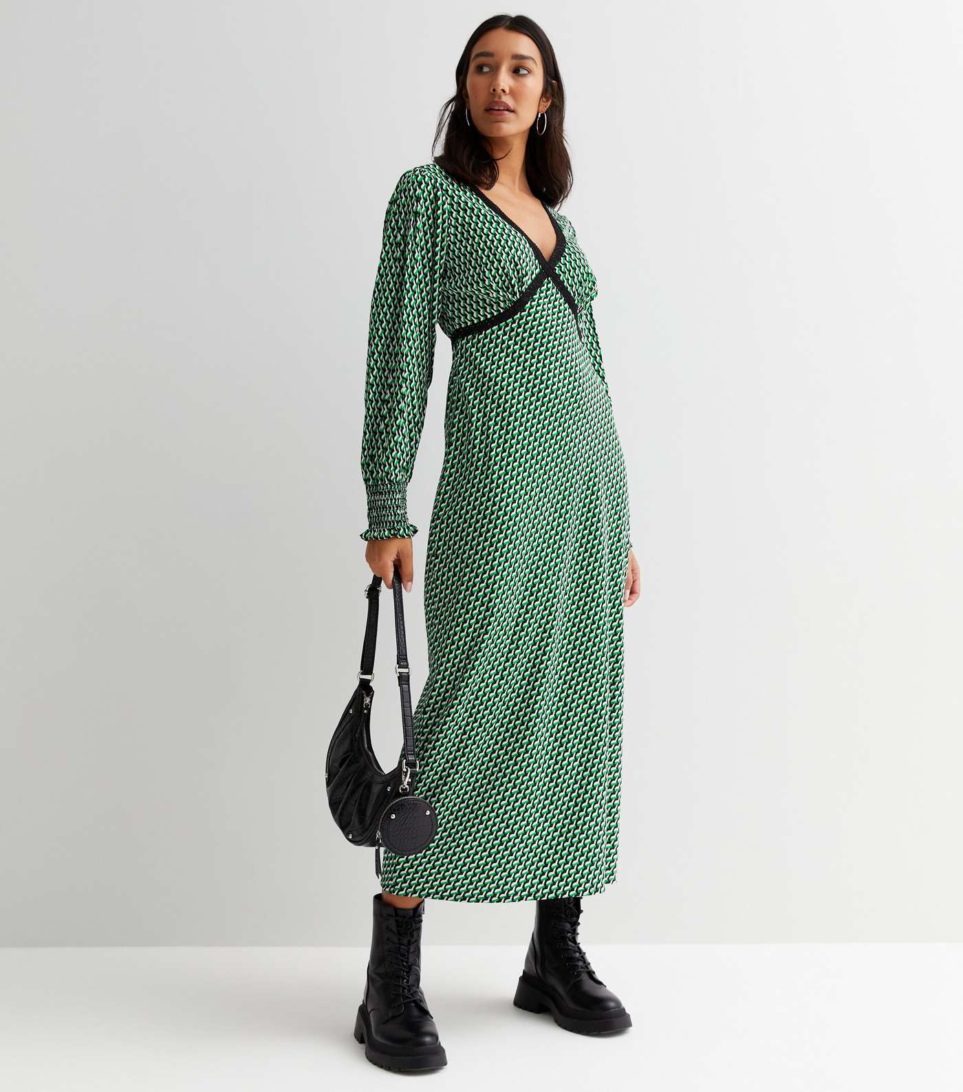 Tall Green Geometric V Neck Long Sleeve Lace Trim Midi Dress Image 2