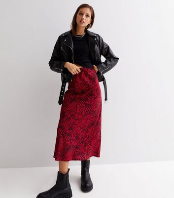 Red animal sale print skirt