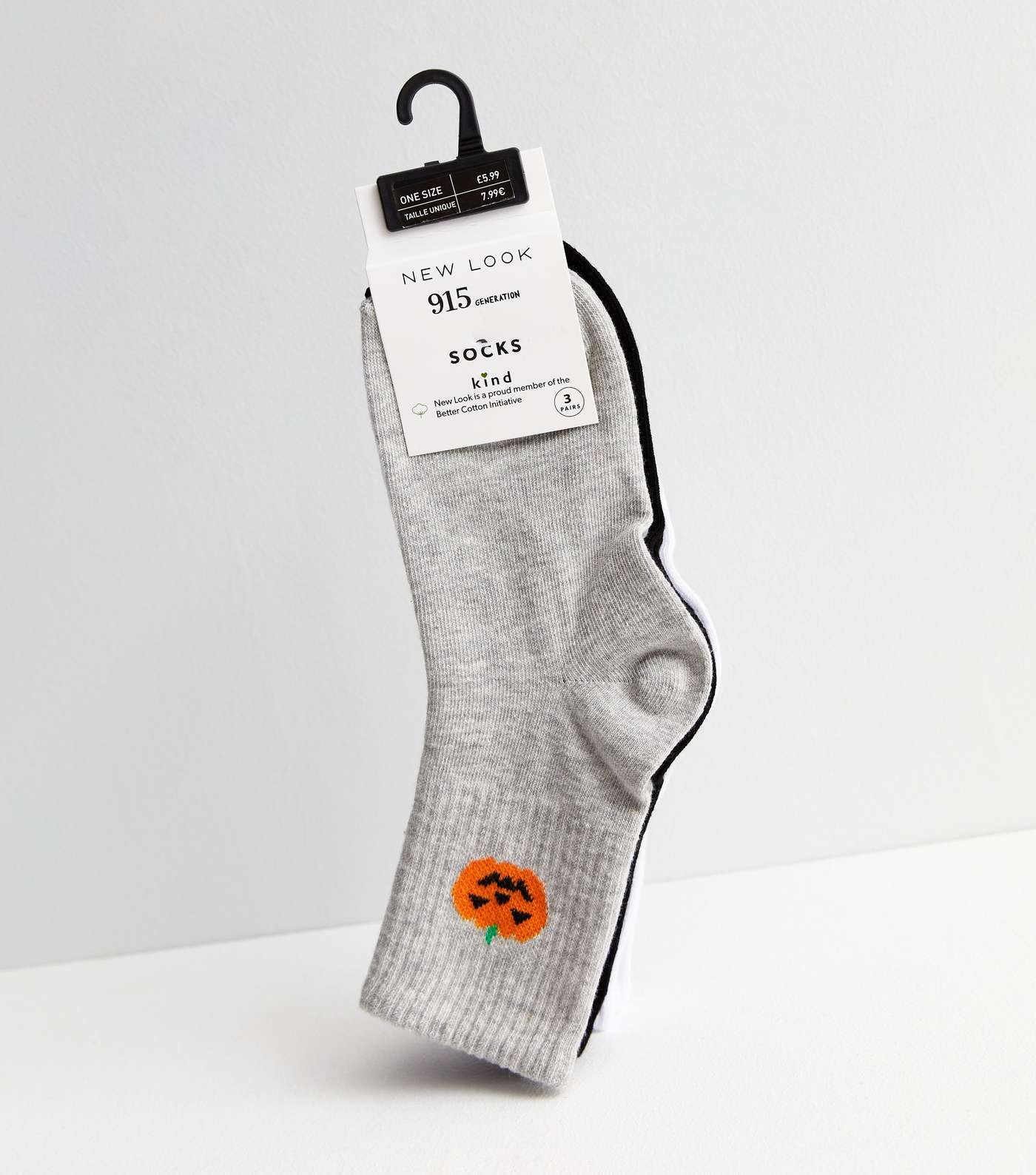 Girls 3 Pack Black Grey and White Halloween Motif Socks Image 3