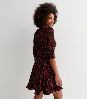 Black Ditsy Floral Keyhole 1/2 Sleeve 