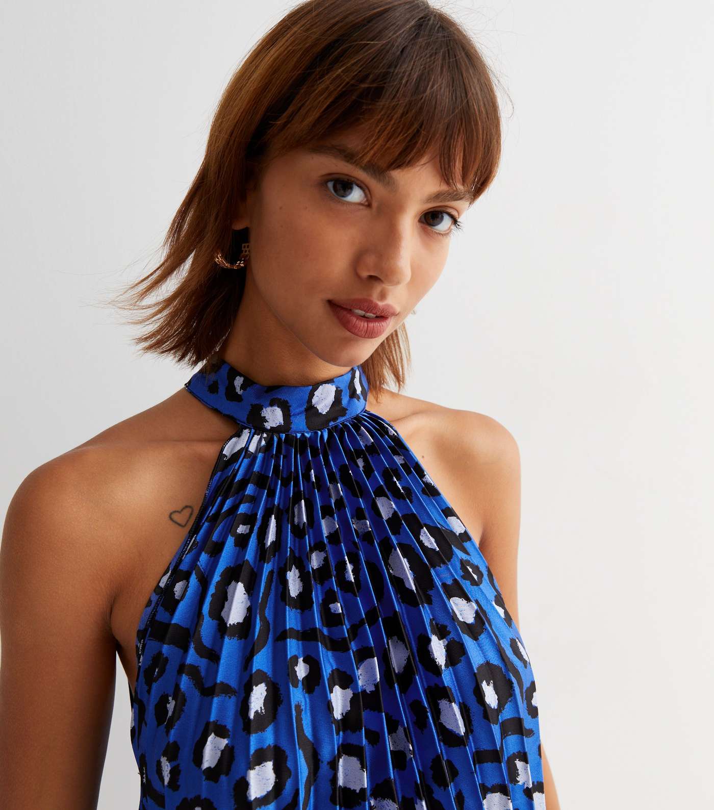 Blue Leopard Print Satin Pleated Halter Mini Dress Image 3