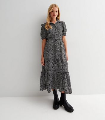 Cameo Rose Black Heart Collared Pleated Midi Dress | New Look