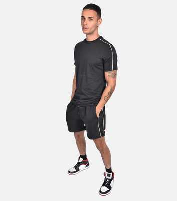 JUSTYOUROUTFIT Black Tape Stripe Crew T-Shirt