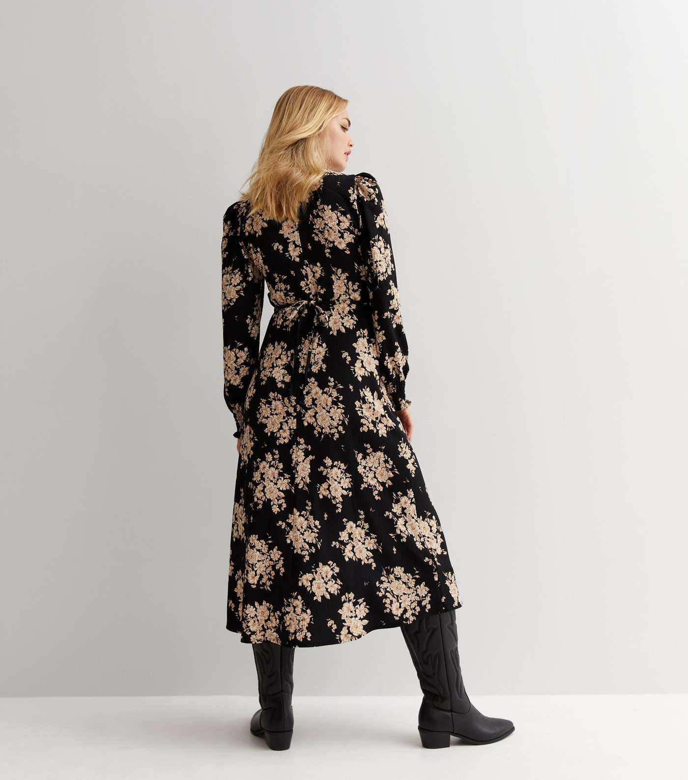 Black Floral Crinkle Long Sleeve Split Hem Midi Dress Image 4