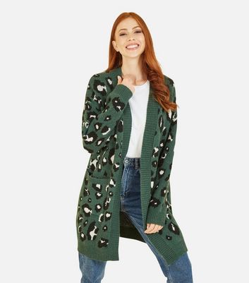 Yumi Green Leopard Print Knit Long Sleeve Pocket Front Cardigan