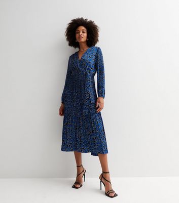 Blue leopard print dress hotsell new look