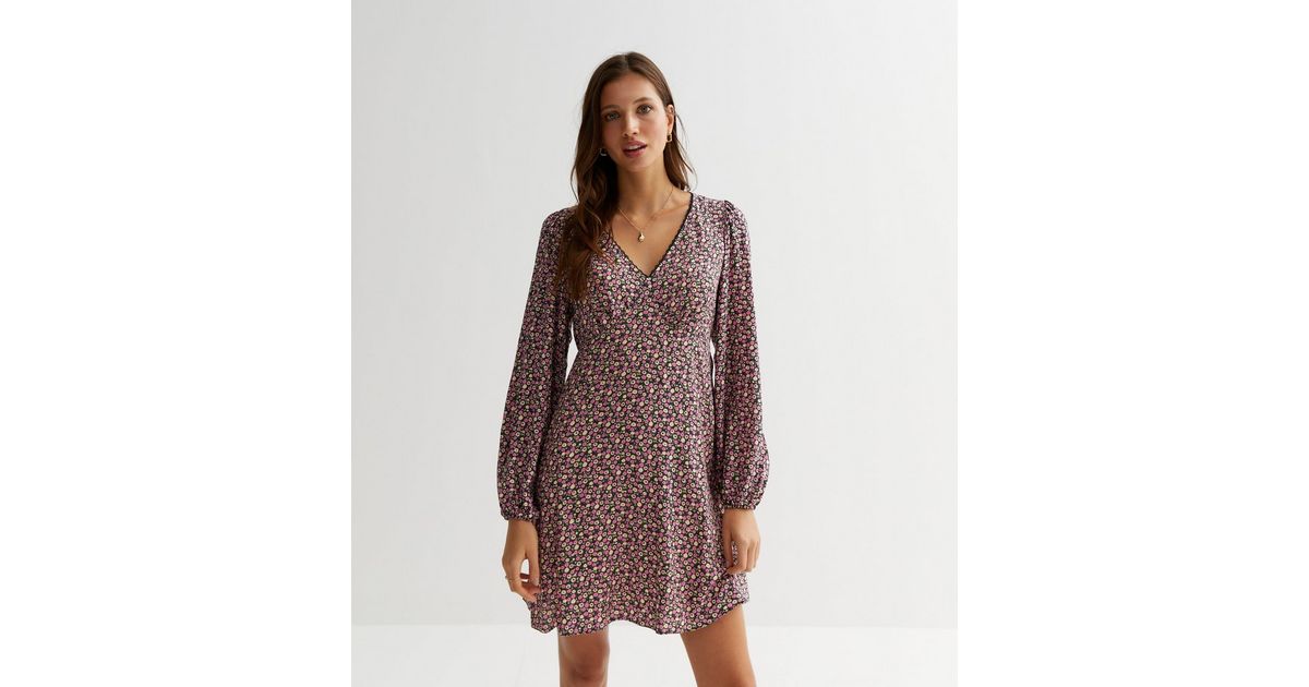 Women Pink Ditsy Floral V Neck Knee Length Dress