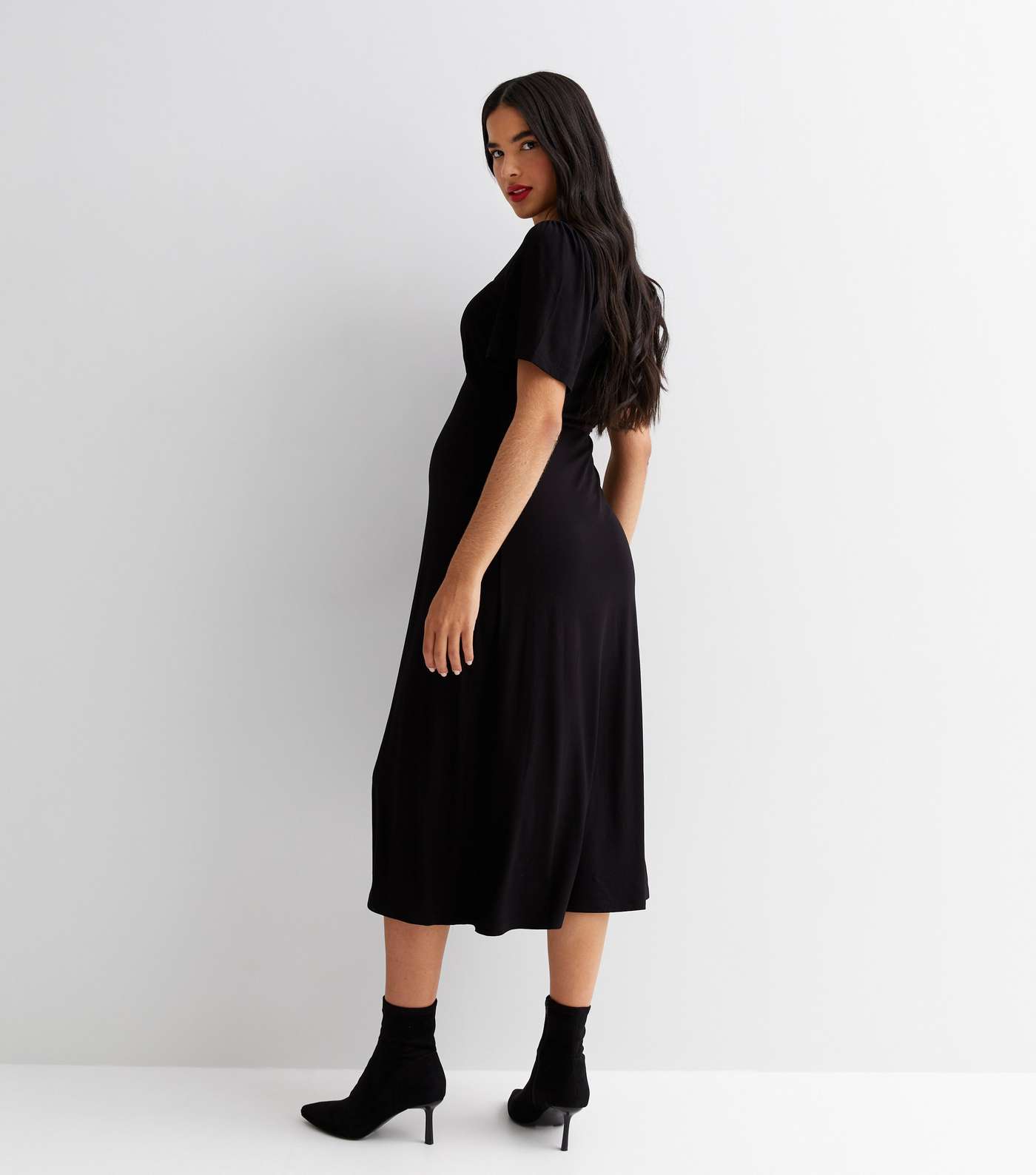 Maternity Black Round Neck Short Sleeve Midi Dress Image 4