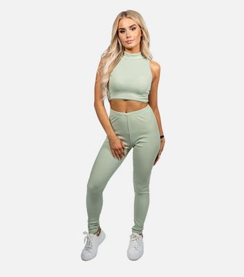 JUSTYOUROUTFIT Light Green Crop Top and Leggings Set
