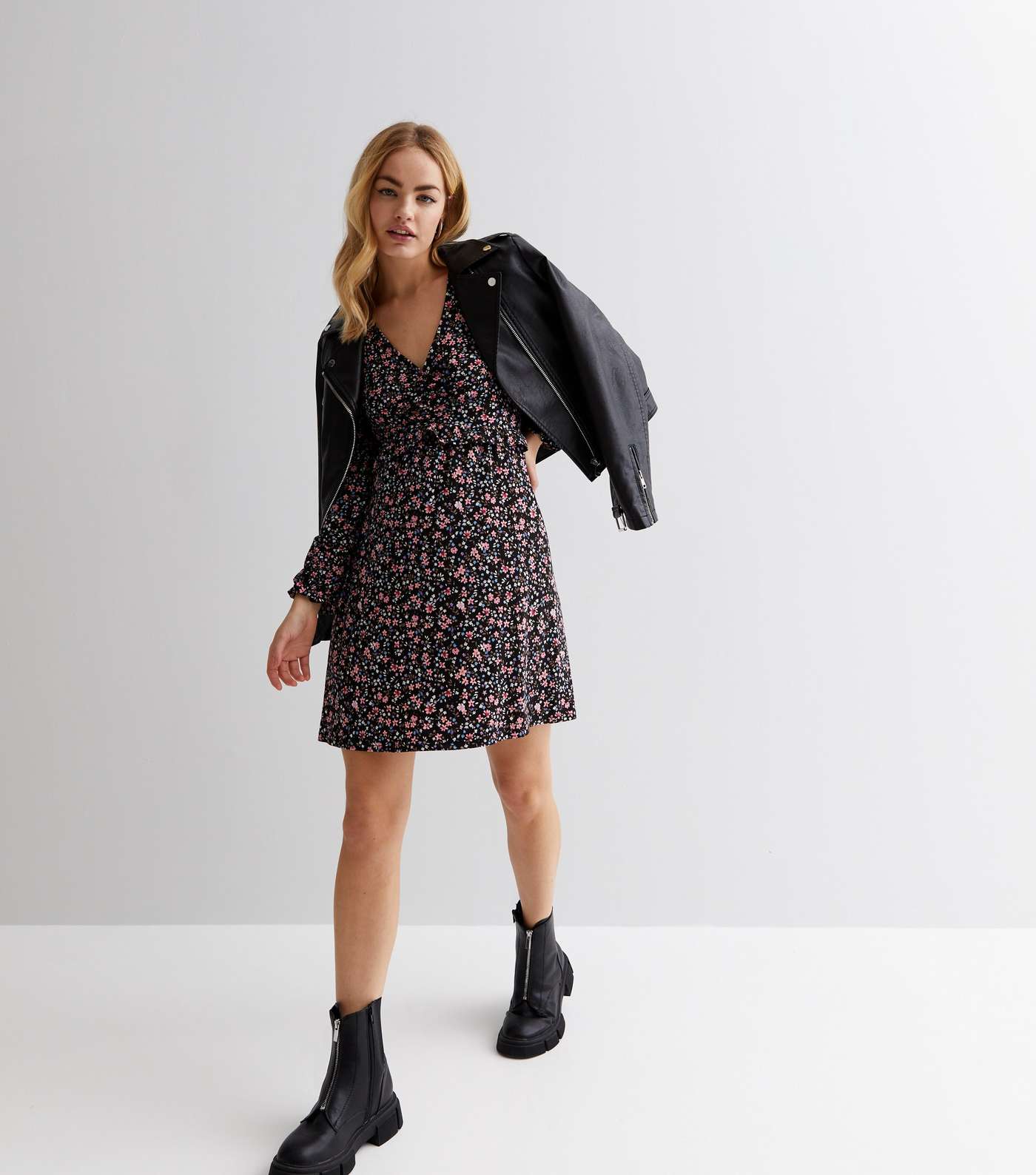 Black Ditsy Floral Jersey Ruched Long Sleeve Mini Dress Image 3