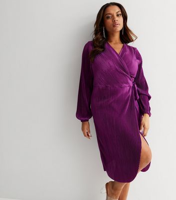 Curves Dark Purple Plisse V Neck Long Sleeve Midi Wrap Dress New Look