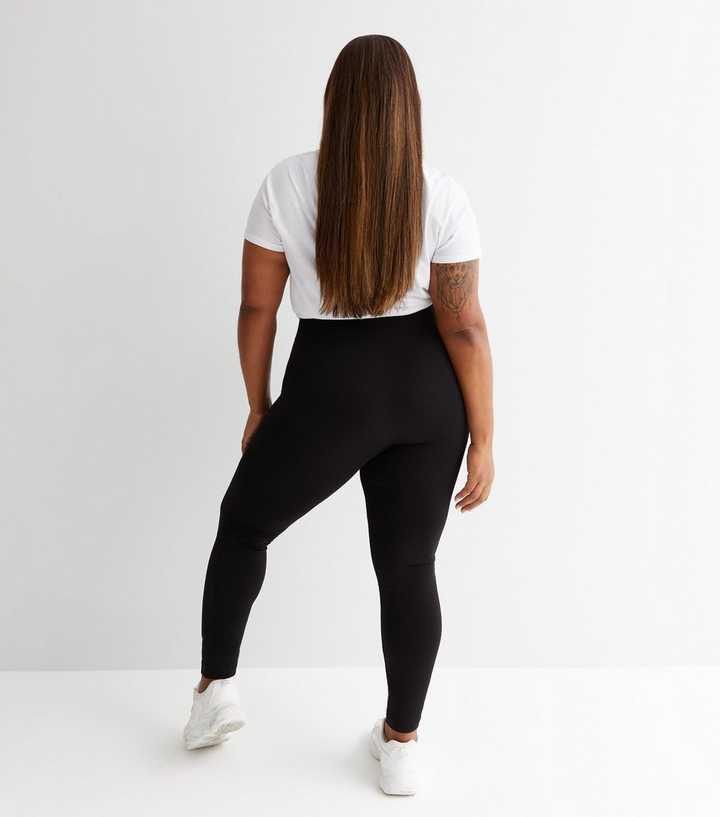 https://media2.newlookassets.com/i/newlook/850429801M3/womens/clothing/leggings/blue-vanilla-curves-black-fleece-lined-leggings.jpg?strip=true&qlt=50&w=720