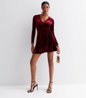 Maroon velvet dress on sale shoes