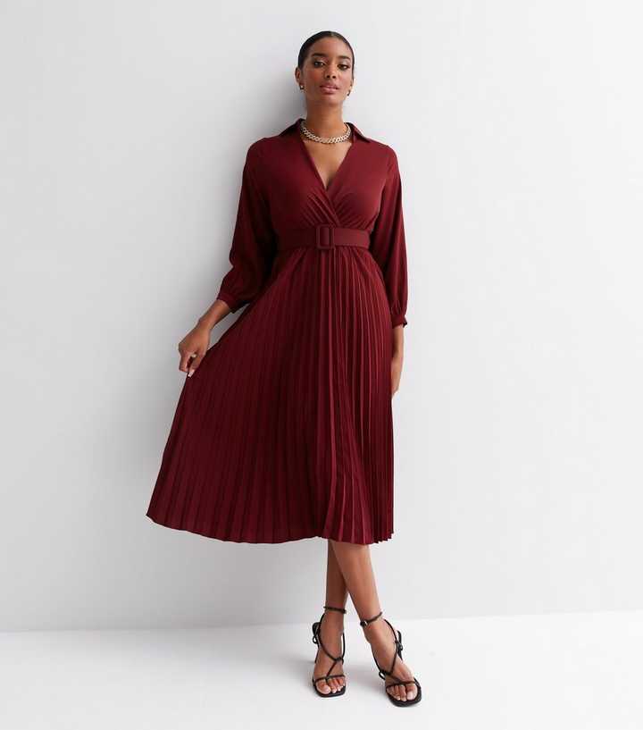 Fitted to flatter, the Fixation Maxi Shirt Dress is classic and