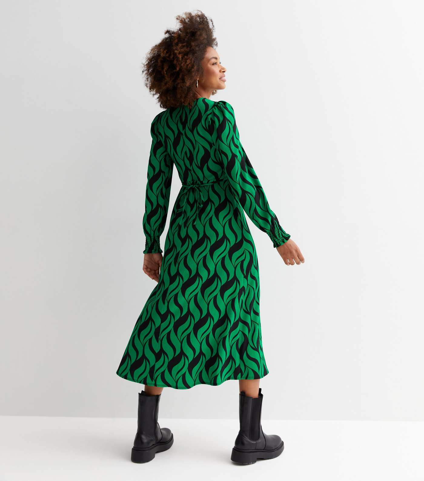 Green Abstract Print Crew Neck Long Sleeve Midi Dress Image 4