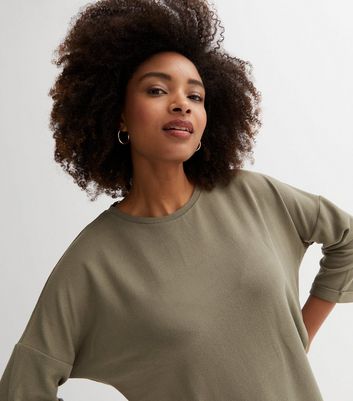 Khaki Fine Knit 3/4 Sleeve Split Hem Top | New Look