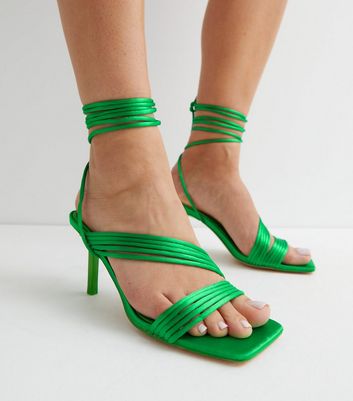 Amazon.com | Steve Madden Women's Uplift-R Heeled Sandal, Light Green, 7 | Heeled  Sandals