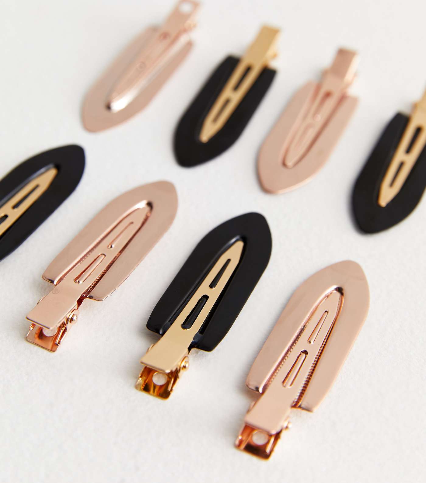 8 Pack Black and Rose Gold Setting Clips Image 2
