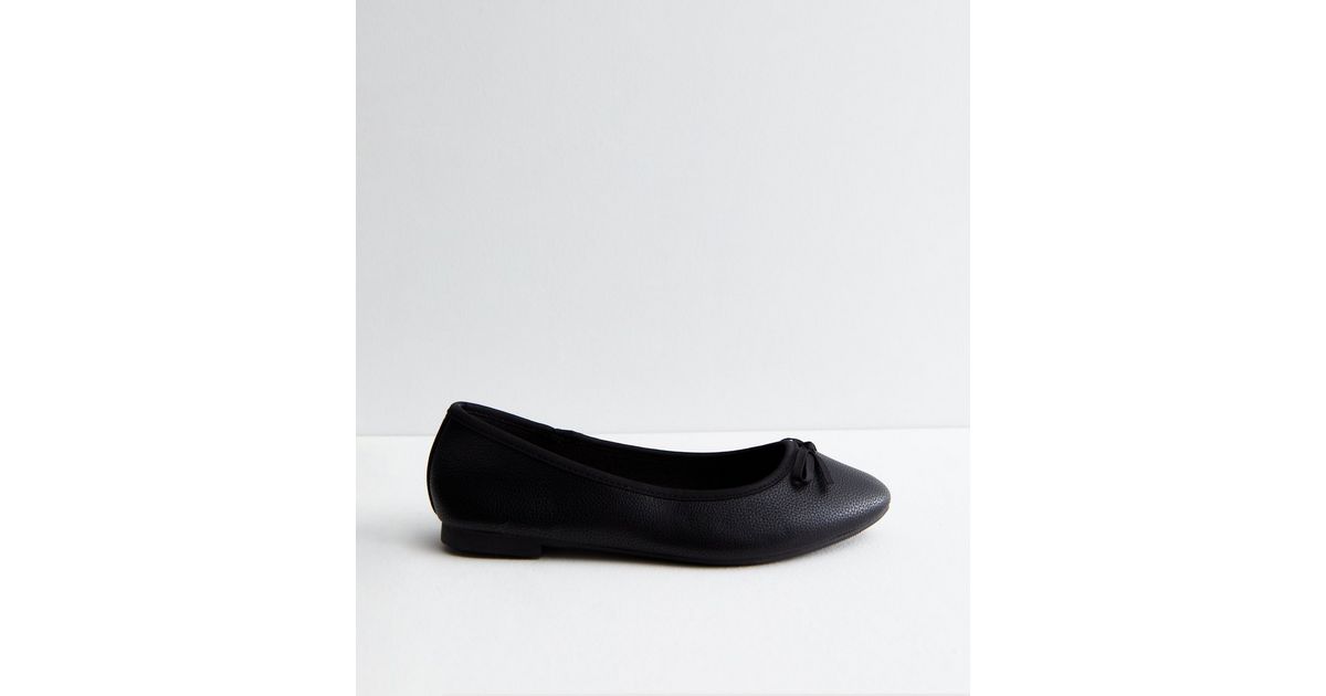 Extra Wide Fit Black Leather-Look Bow Front Ballerina Pumps | New Look
