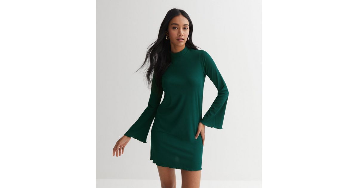 Green Flared Sleeves Mini Dress