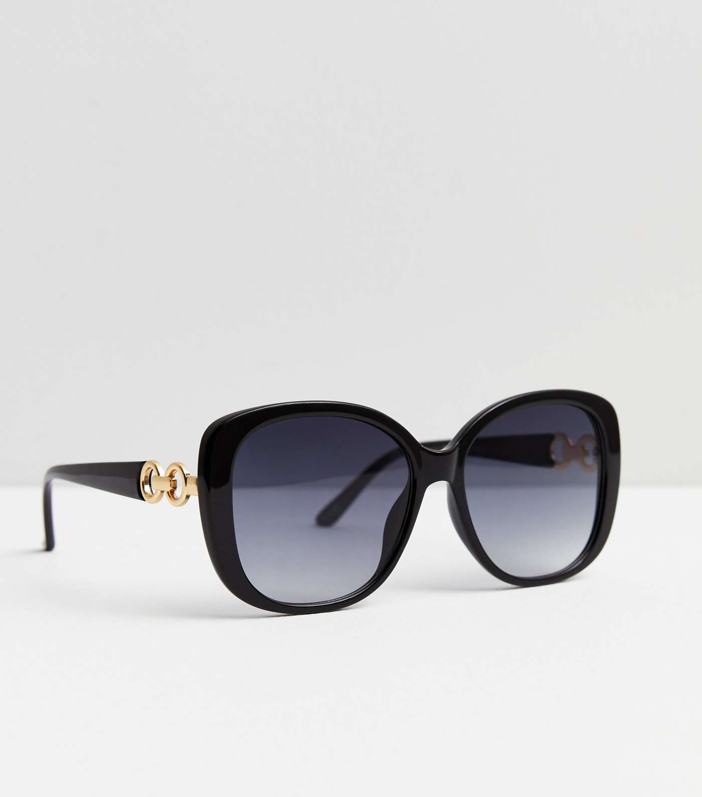 Black Chain Oversized Sunglasses Image 2