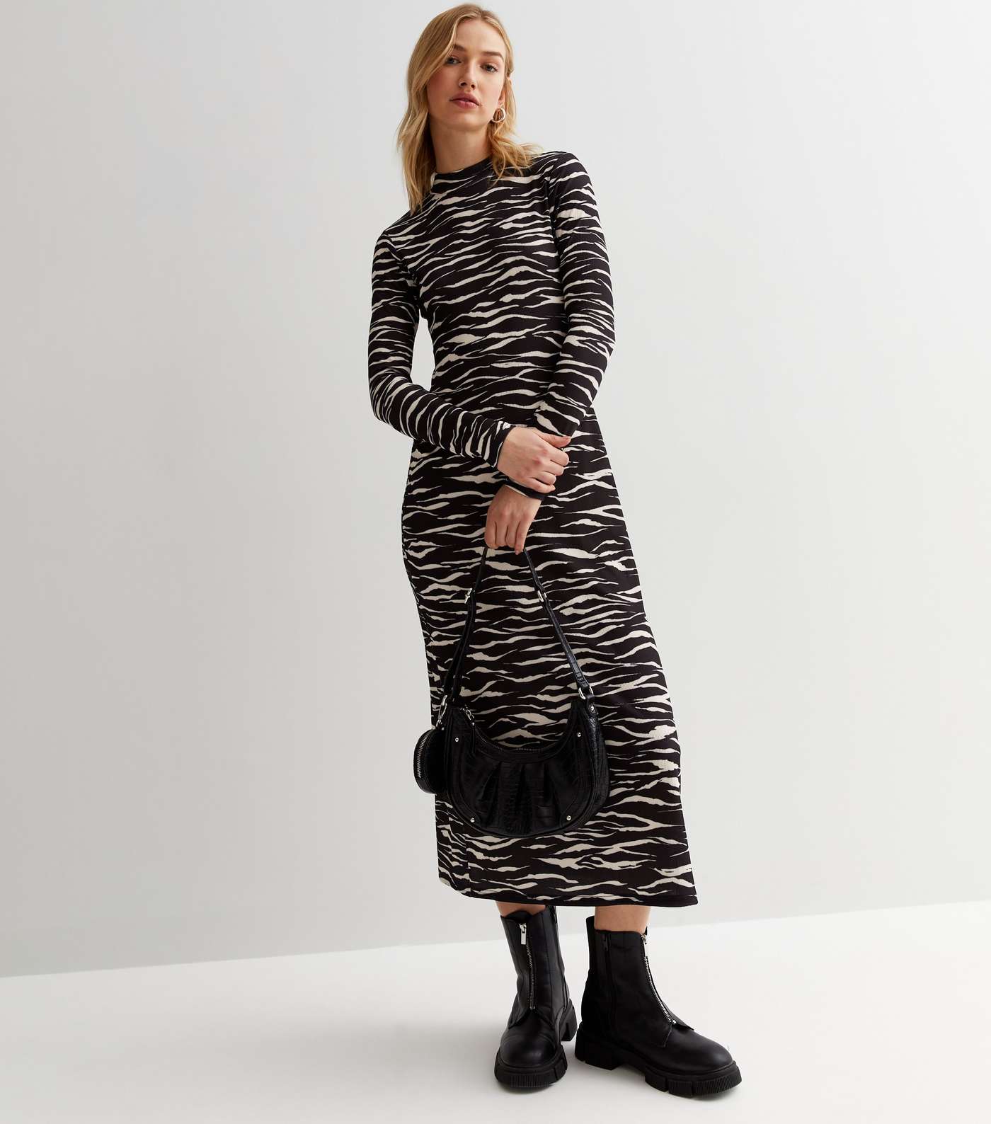 Black Zebra Print Ribbed Long Sleeve Midi Dress Image 2