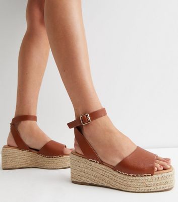 Espadrille store sandals tan