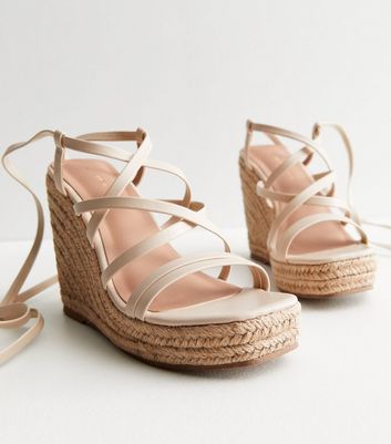 Women's busy clearance day strappy wedge