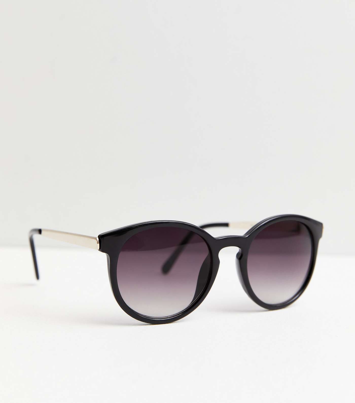 Black Round Metallic Trim Sunglasses Image 2