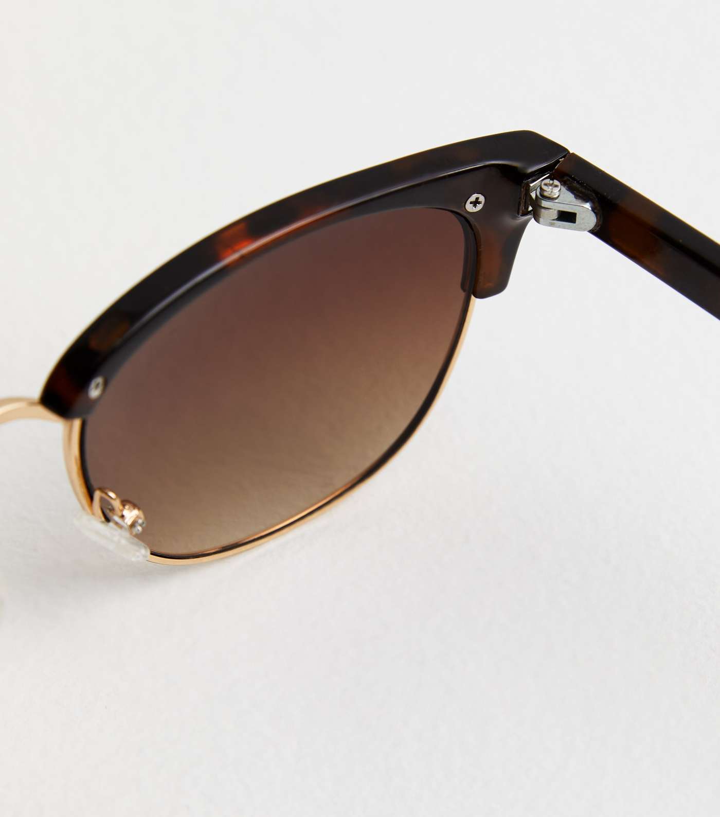 Dark Brown Round Frame Sunglasses Image 4