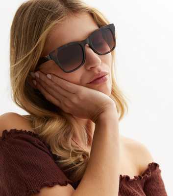 Dark Brown Retro Square Sunglasses