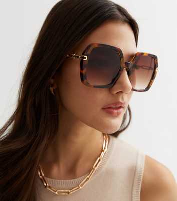 Dark Brown Chain Square Frame Oversized Sunglasses