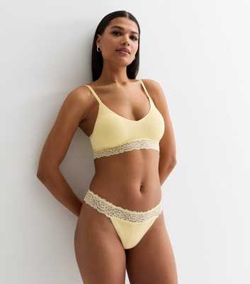Pale Yellow Ribbed Seamless Lace Trim Thong