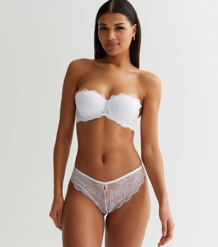 https://media2.newlookassets.com/i/newlook/853044010/womens/clothing/lingerie/white-lace-moulded-strapless-bra.jpg?strip=true&qlt=50&w=720