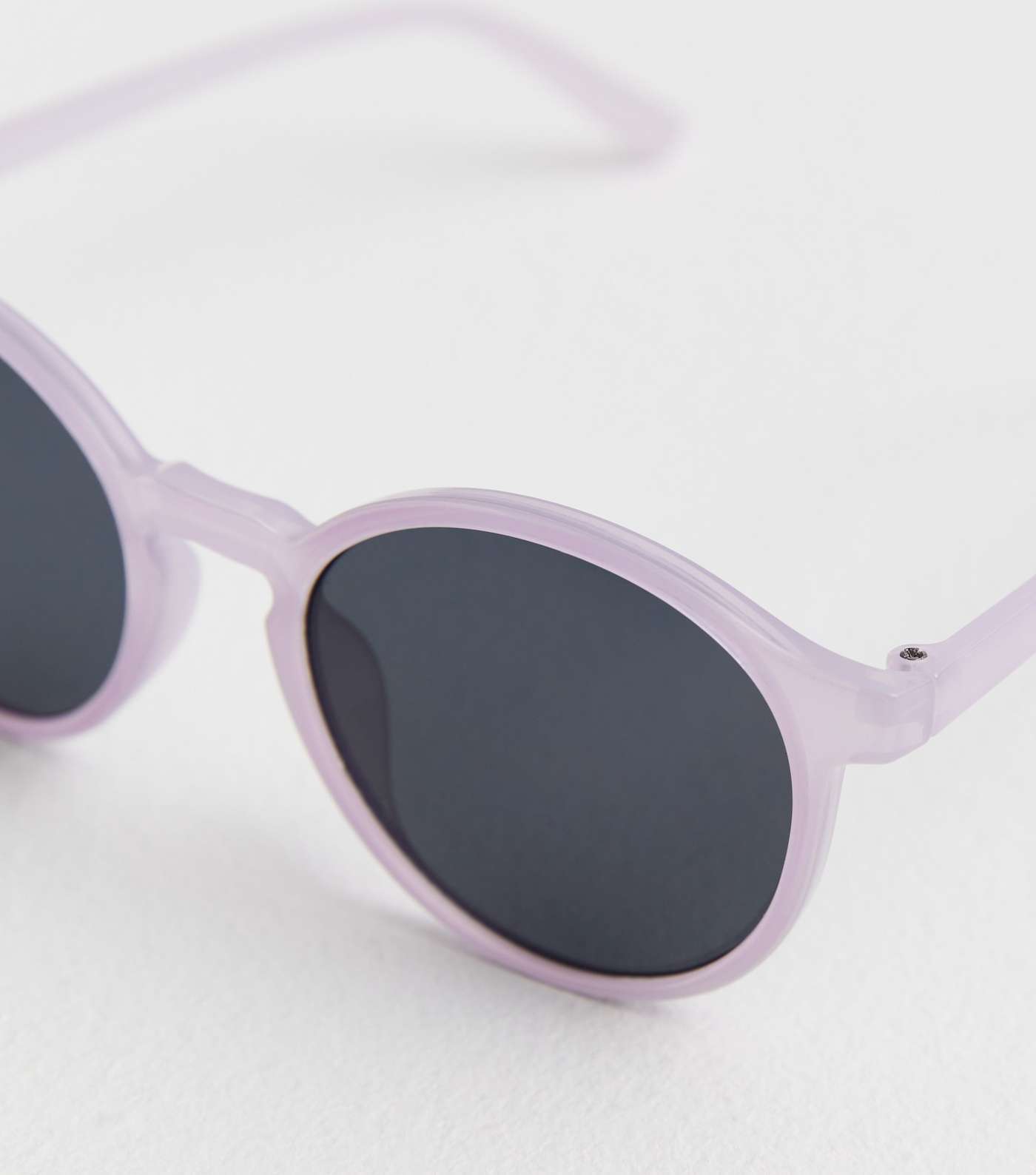 Girls Lilac Round Frame Sunglasses Image 3