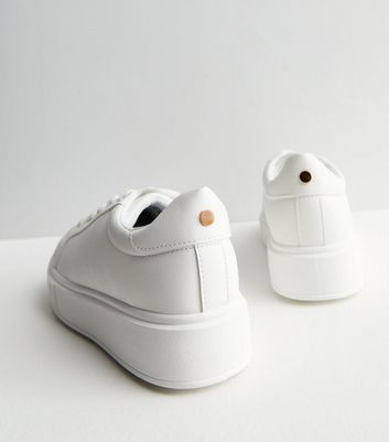 White platform trainers hot sale new look