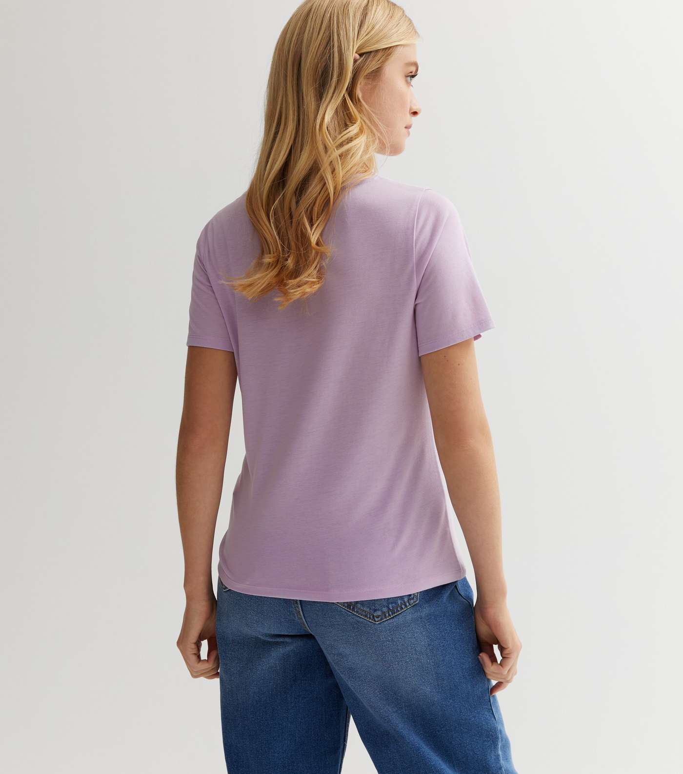 Lilac V Neck T-Shirt Image 4