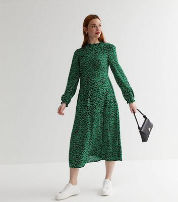 New look green maternity cheap dress