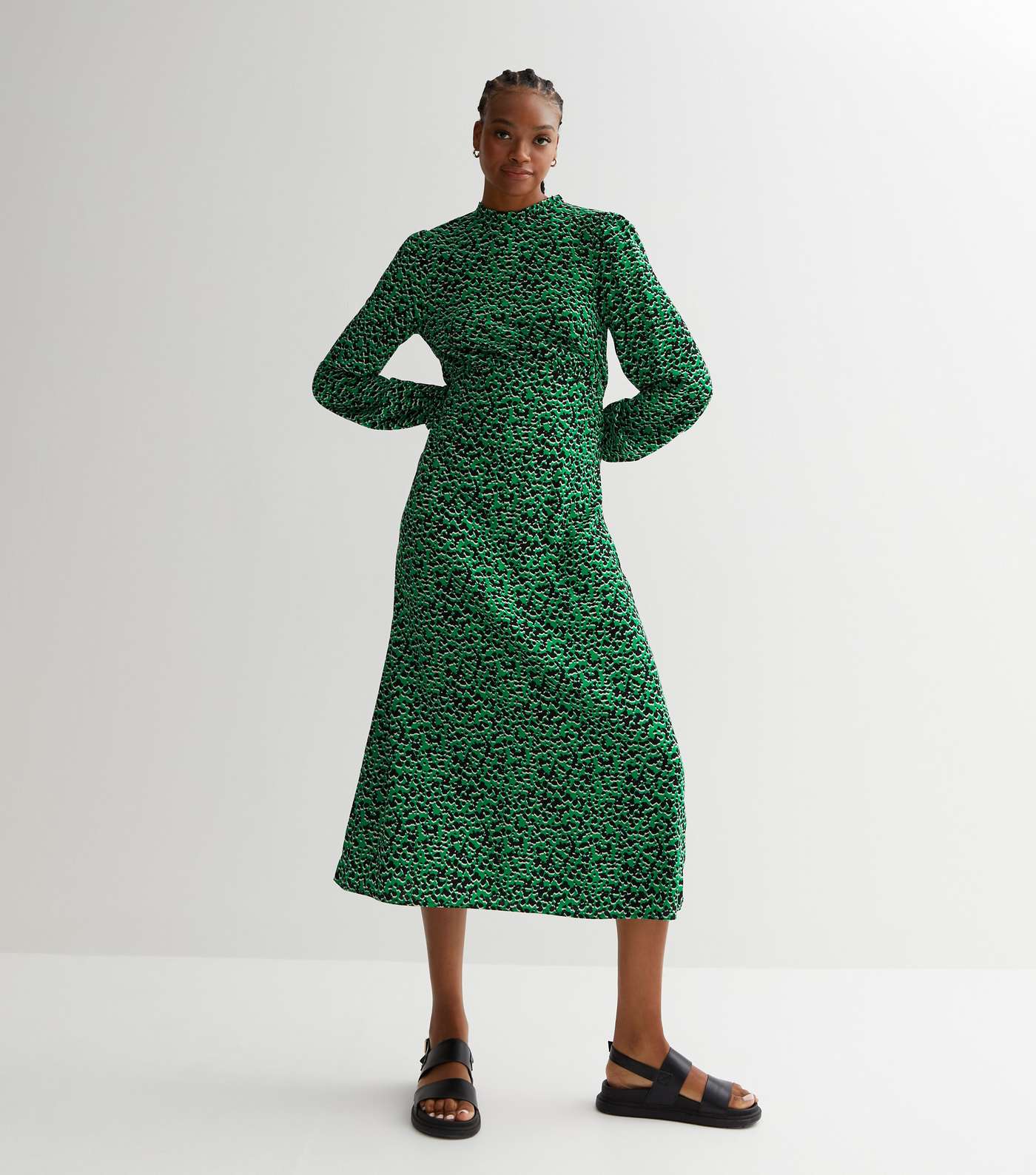 Tall Green Abstract High Neck Puff Sleeve Midi Dress Image 2
