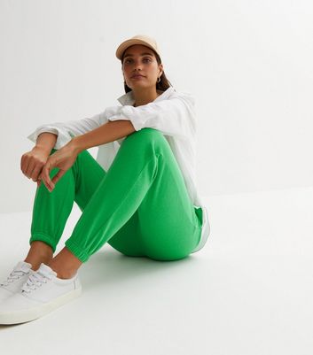 New look green online joggers