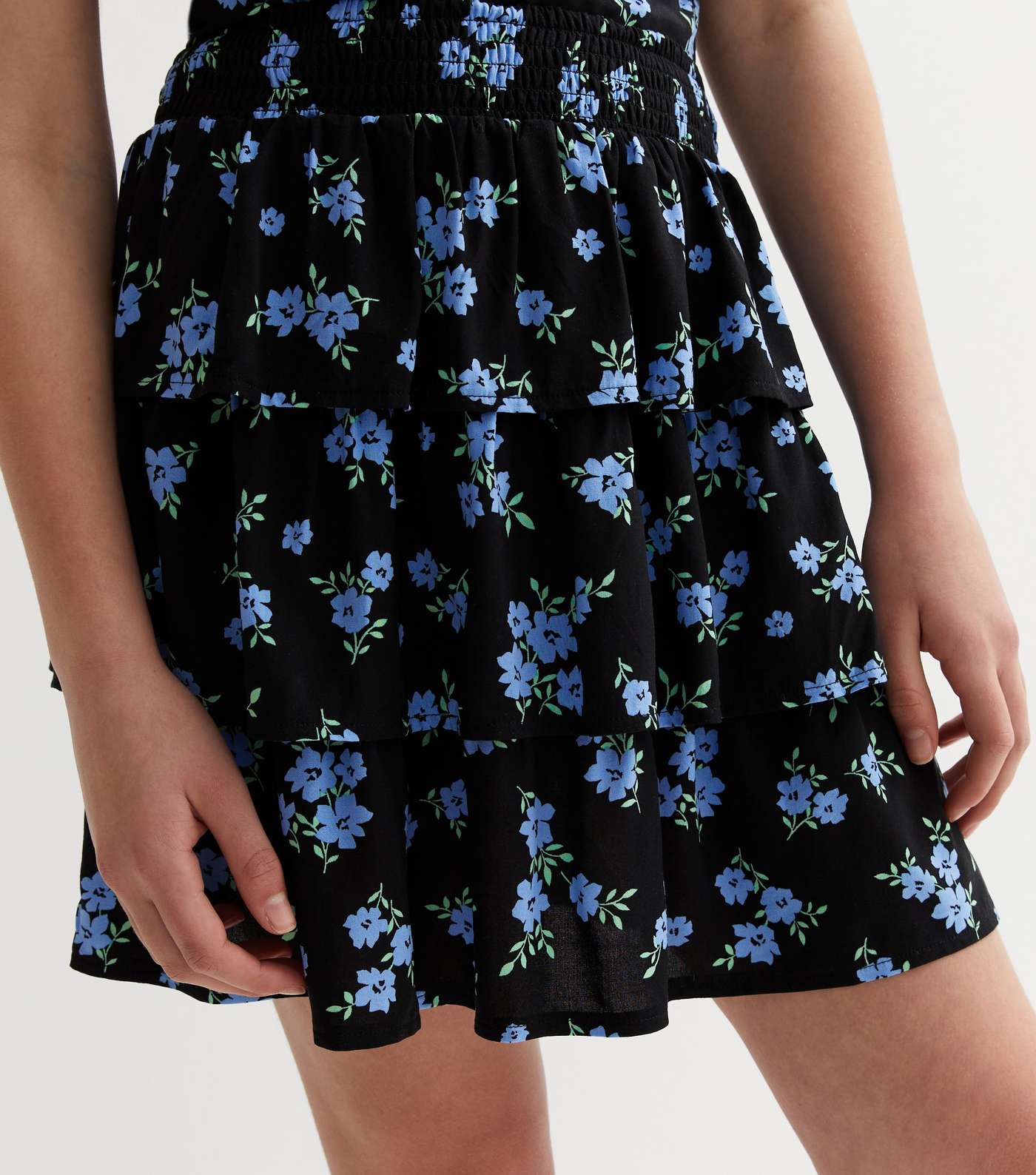 Girls Black Floral Shirred Tiered Mini Skirt Image 2