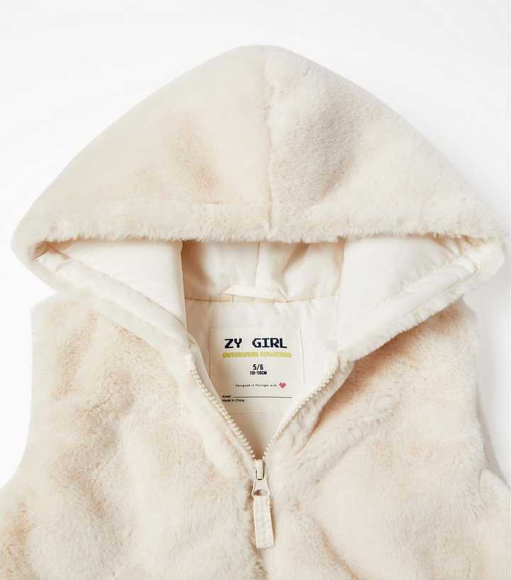 Zippy White Faux Fur Hooded Gilet | New Look